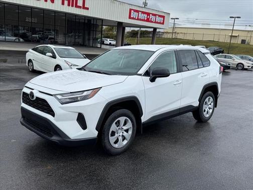 2025 Toyota RAV4 LE