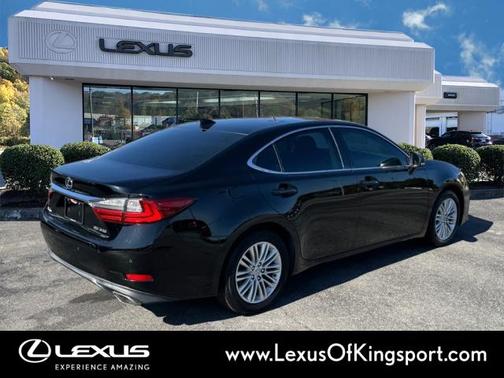2017 Lexus ES 350 Base