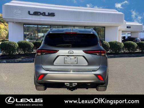 2022 Toyota Highlander Platinum