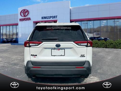 2024 Toyota RAV4 Hybrid XLE Premium