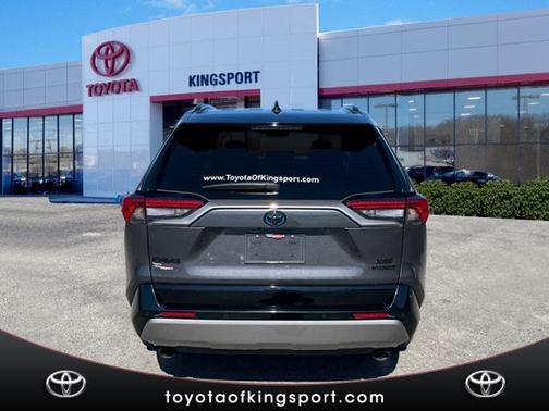 2024 Toyota RAV4 Hybrid SE
