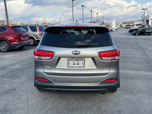 2018 Kia Sorento LX