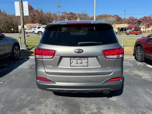 2018 Kia Sorento LX