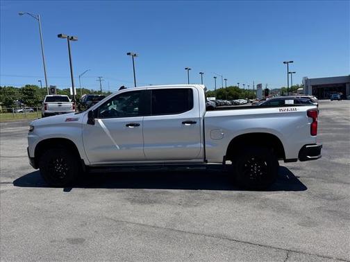 Silver Ice Metallic 2020 Chevrolet Silverado 1500 LT Trail Boss