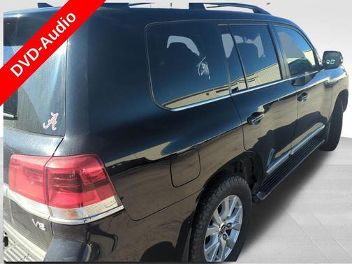 2018 Toyota Land Cruiser Base