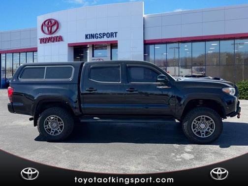 2018 Toyota Tacoma TRD Sport