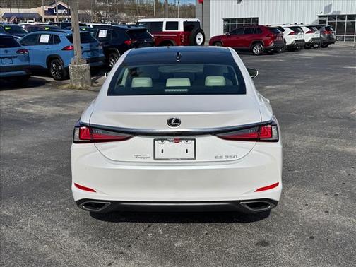 2024 Lexus ES 350 Ultra Luxury