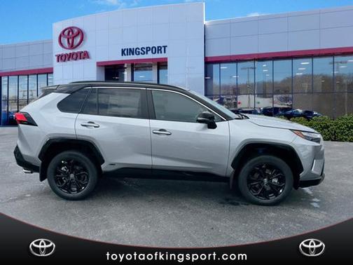 2025 Toyota RAV4 Hybrid SE