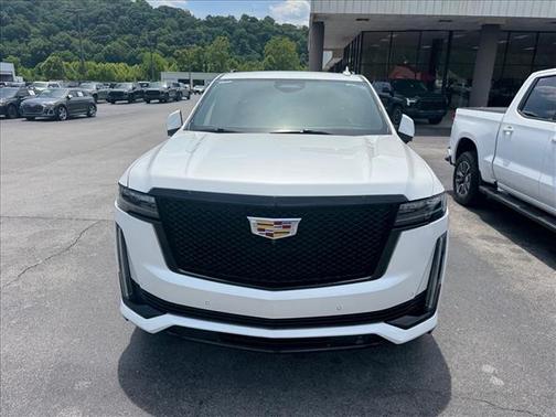 Crystal White Tricoat 2022 Cadillac Escalade ESV Sport