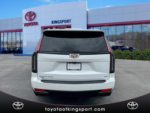 Crystal White Tricoat 2022 Cadillac Escalade ESV Sport