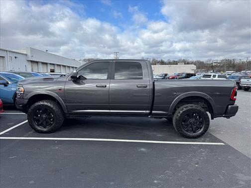 2021 RAM 2500 Laramie Crew Cab 4x4 6'4' Box