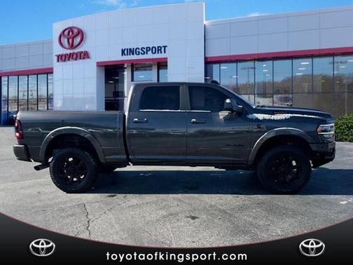 2021 RAM 2500 Laramie Crew Cab 4x4 6'4' Box