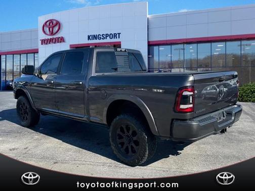 2021 RAM 2500 Laramie Crew Cab 4x4 6'4' Box