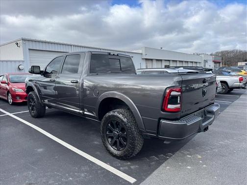 2021 RAM 2500 Laramie Crew Cab 4x4 6'4' Box