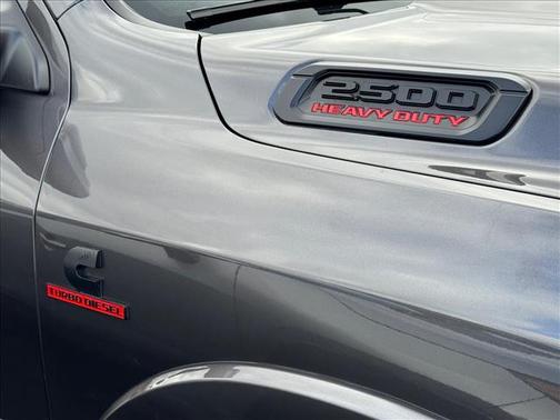 2021 RAM 2500 Laramie Crew Cab 4x4 6'4' Box