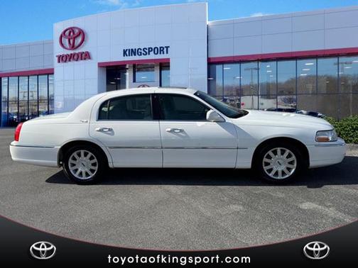 2007 Lincoln Town Car Signature