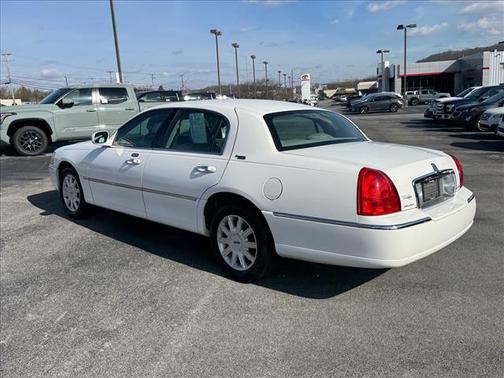2007 Lincoln Town Car Signature