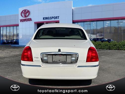 2007 Lincoln Town Car Signature