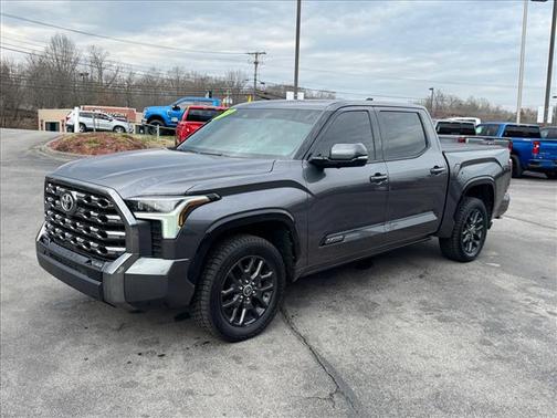 2023 Toyota Tundra Platinum