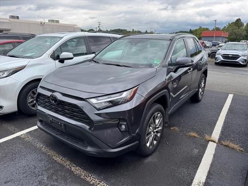 2023 Toyota RAV4 XLE Premium
