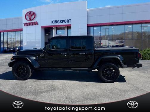 2025 Jeep Gladiator Nighthawk