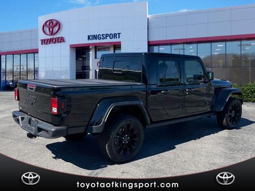 2025 Jeep Gladiator Nighthawk