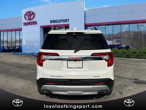 2023 GMC Acadia AWD SLT