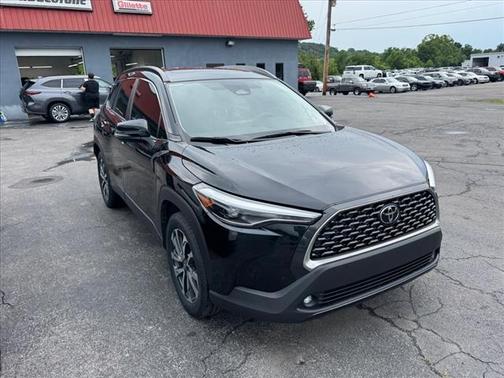 2023 Toyota Corolla Cross XLE