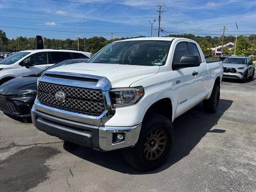 2018 Toyota Tundra SR5