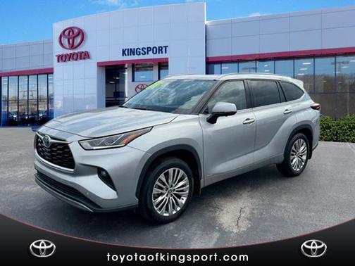 2024 Toyota Highlander Hybrid Platinum