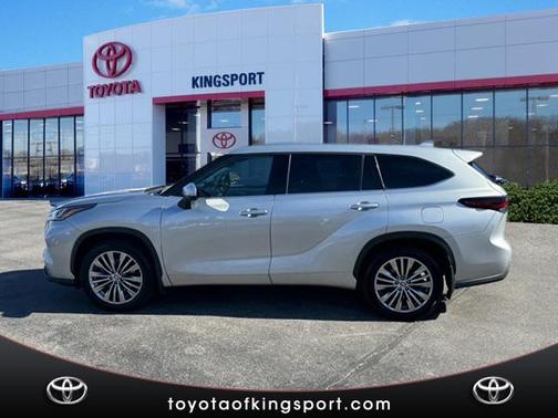 2024 Toyota Highlander Hybrid Platinum