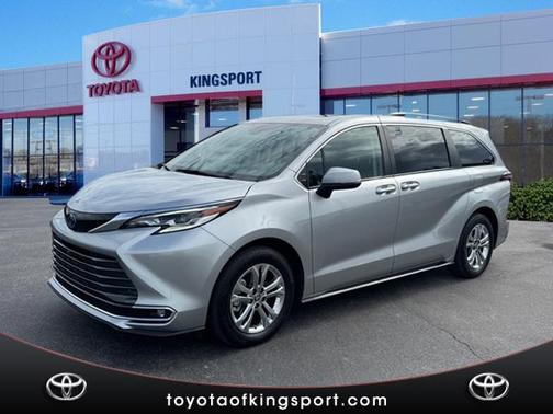 2023 Toyota Sienna Platinum 7 Passenger