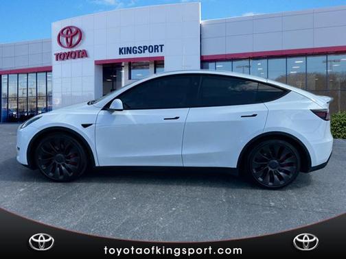 2023 Tesla Model Y Performance