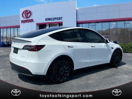 2023 Tesla Model Y Performance