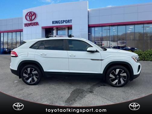 2024 Volkswagen Atlas Cross Sport 2.0T SE w/Technology 4MOTION