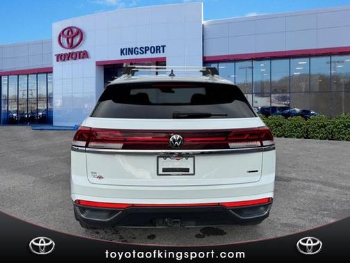 2024 Volkswagen Atlas Cross Sport 2.0T SE w/Technology 4MOTION