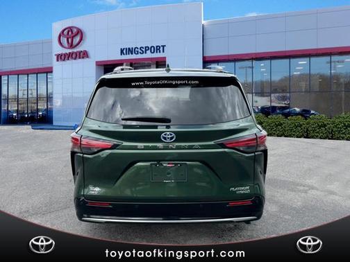 2023 Toyota Sienna Platinum 7 Passenger