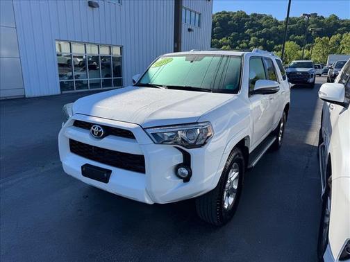 Super White 2018 Toyota 4Runner SR5 Premium
