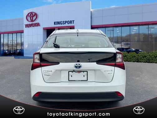 2022 Toyota Prius XLE