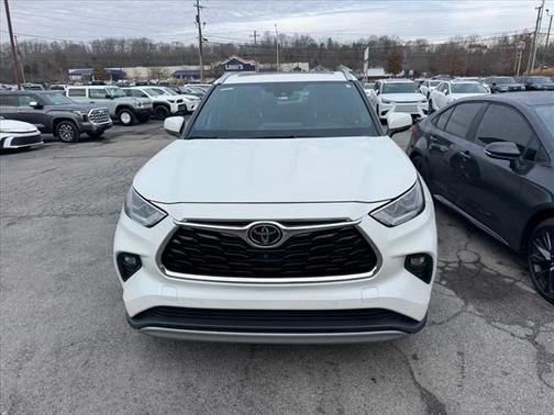 2021 Toyota Highlander Platinum