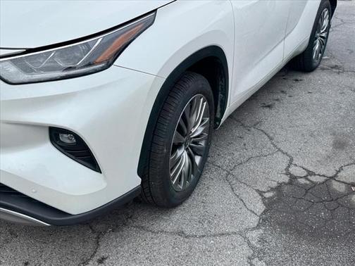 2021 Toyota Highlander Platinum