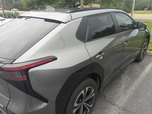 2024 Toyota bZ4X XLE