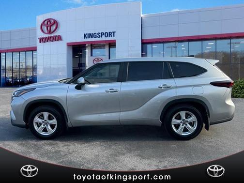 Celestial Silver Metallic 2024 Toyota Highlander LE