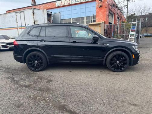 2021 Volkswagen Tiguan 2.0T SE R-Line Black 4MOTION