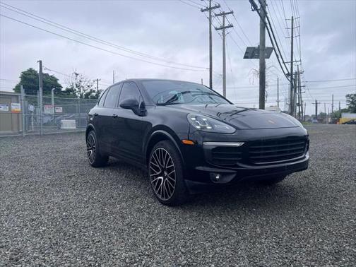 2017 Porsche Cayenne Platinum Edition