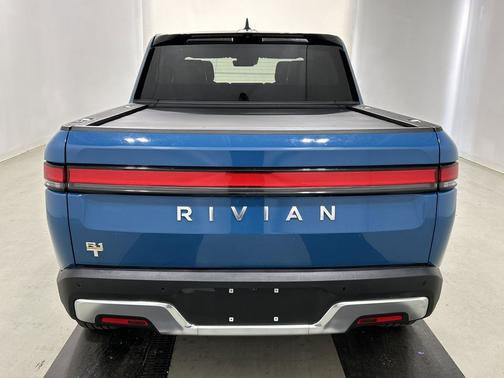 2023 Rivian R1T Adventure Quad Motor Large Pack