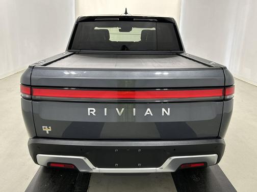 El Cap Granite 2022 Rivian R1T Launch Edition