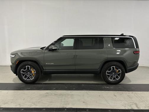 2023 Rivian R1S Launch Edition