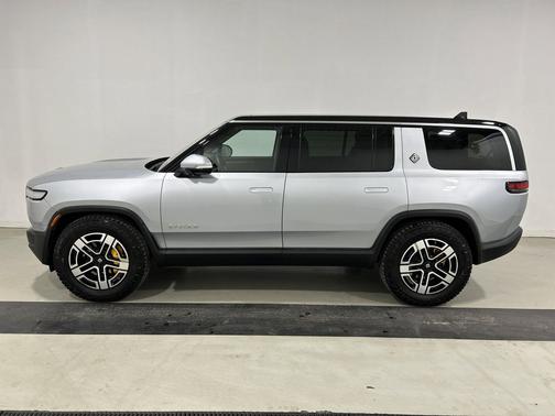 2022 Rivian R1S Launch Edition