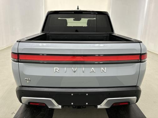 2023 Rivian R1T Adventure Package